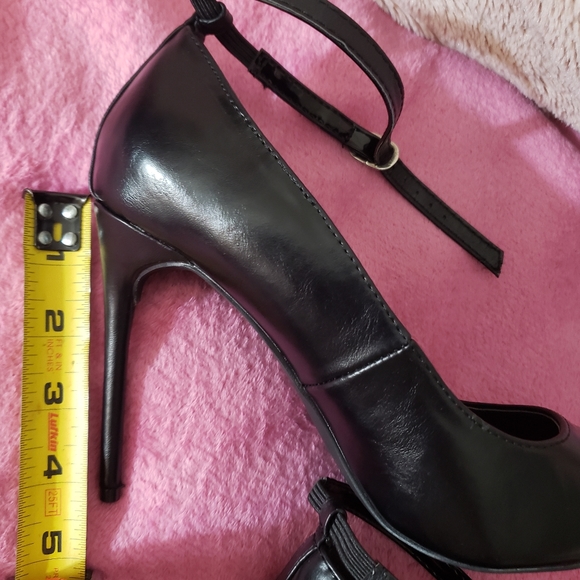 Liliana Stilettos - Picture 5 of 5